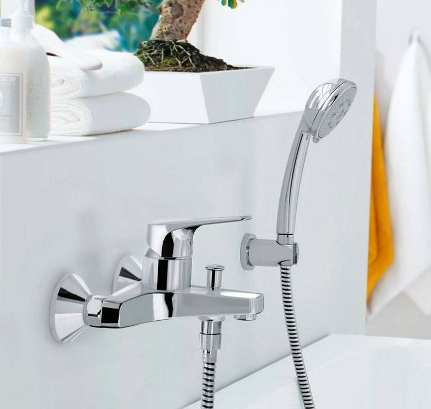 Смеситель для ванны Grohe BauFlow 23756000 изображение