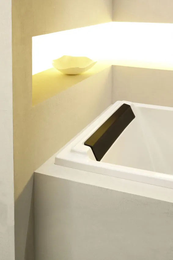 Ванна акриловая Jacob Delafon Spacio 170x75 изображение