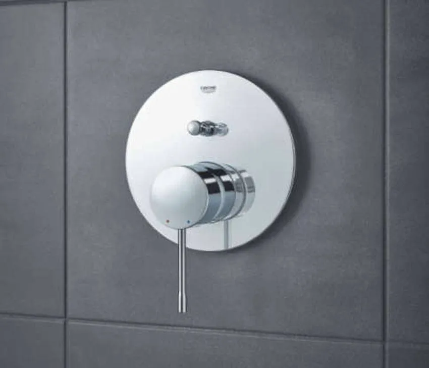 Встраиваемый смеситель Grohe Essence 24058001 изображение